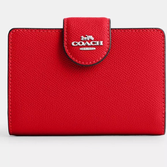 Coach Handbags - Coach Medium Corner Zip Wallet EUC